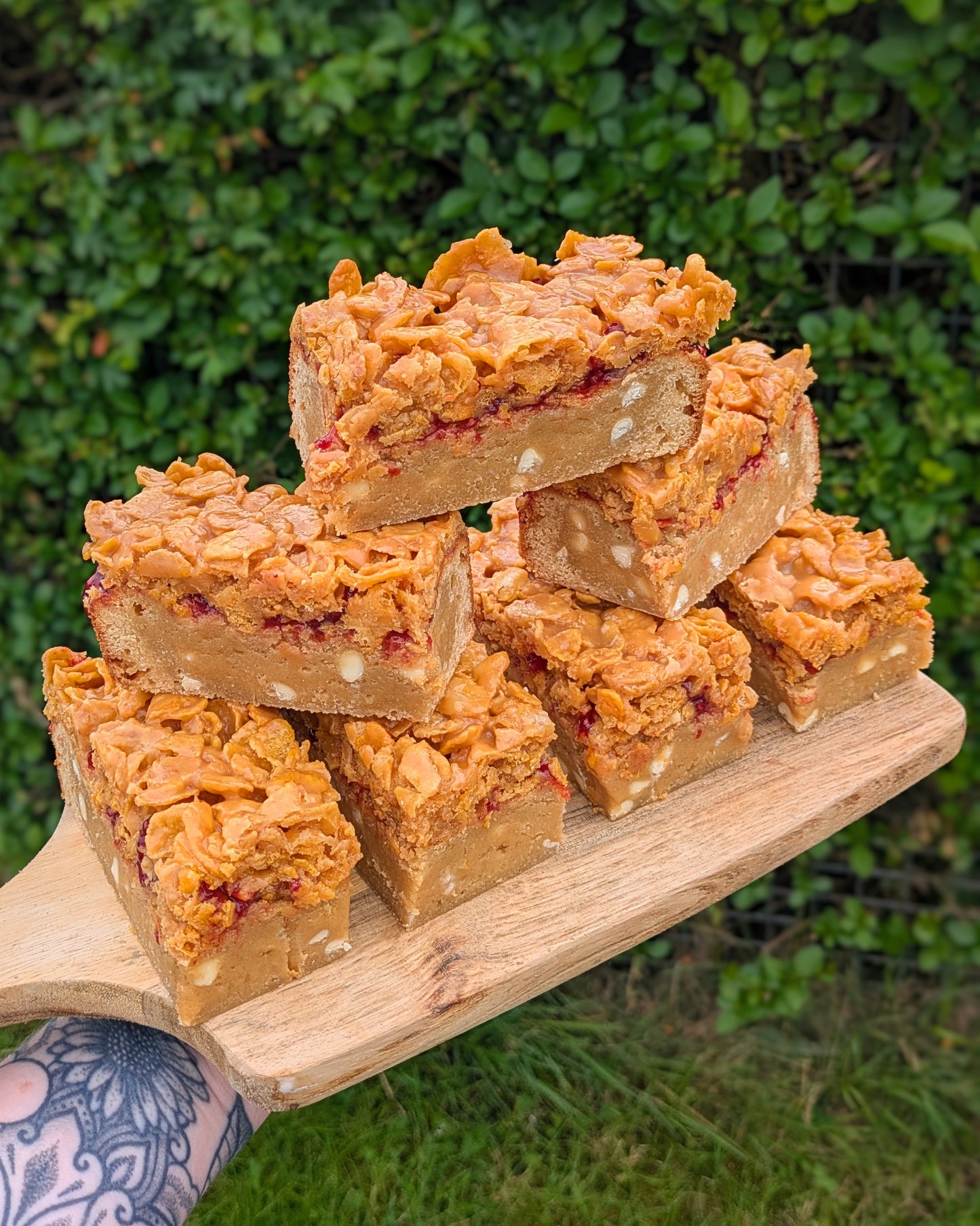 CORNFLAKE TART BLONDIE