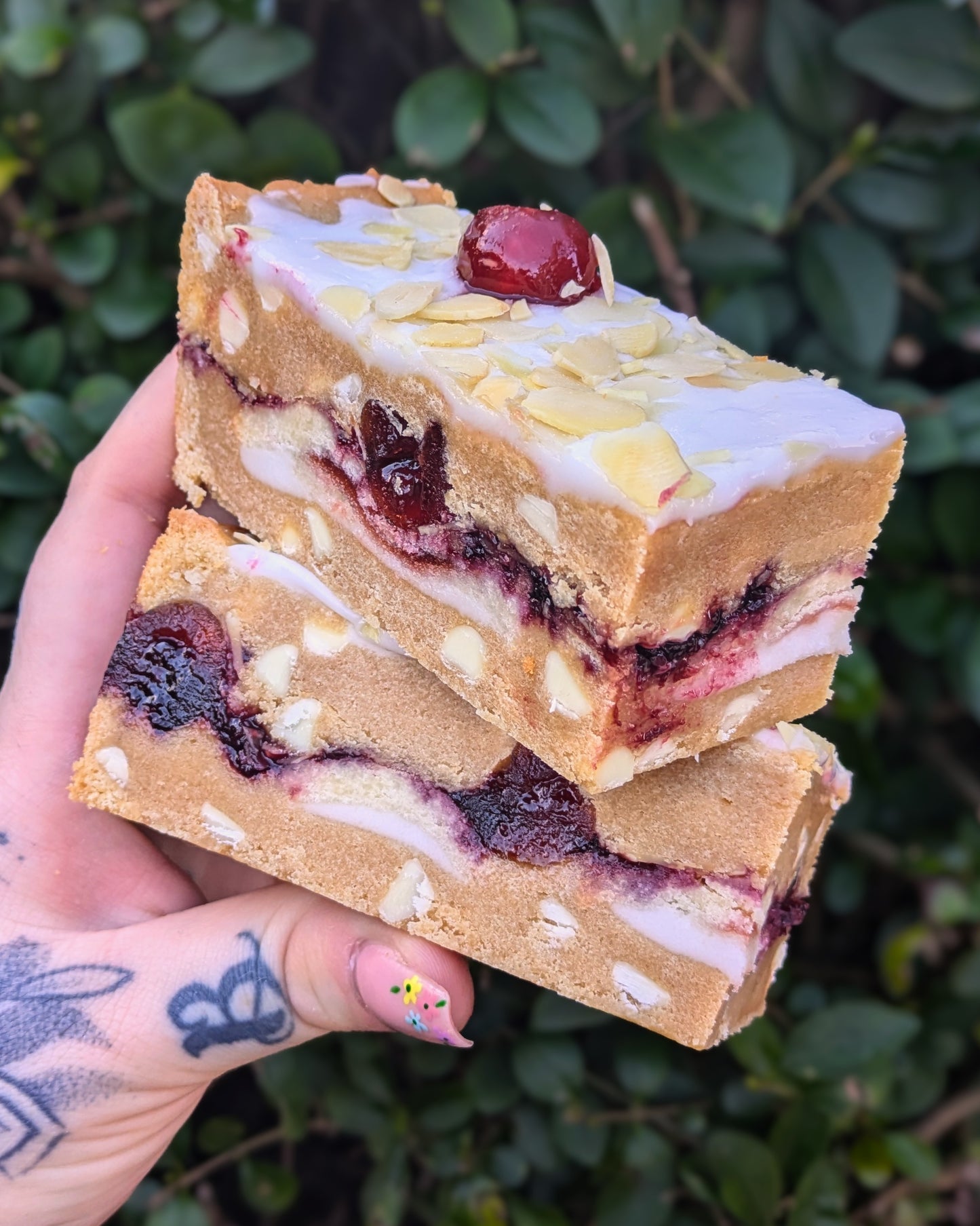 CHERRY BAKEWELL COOKIE BAR