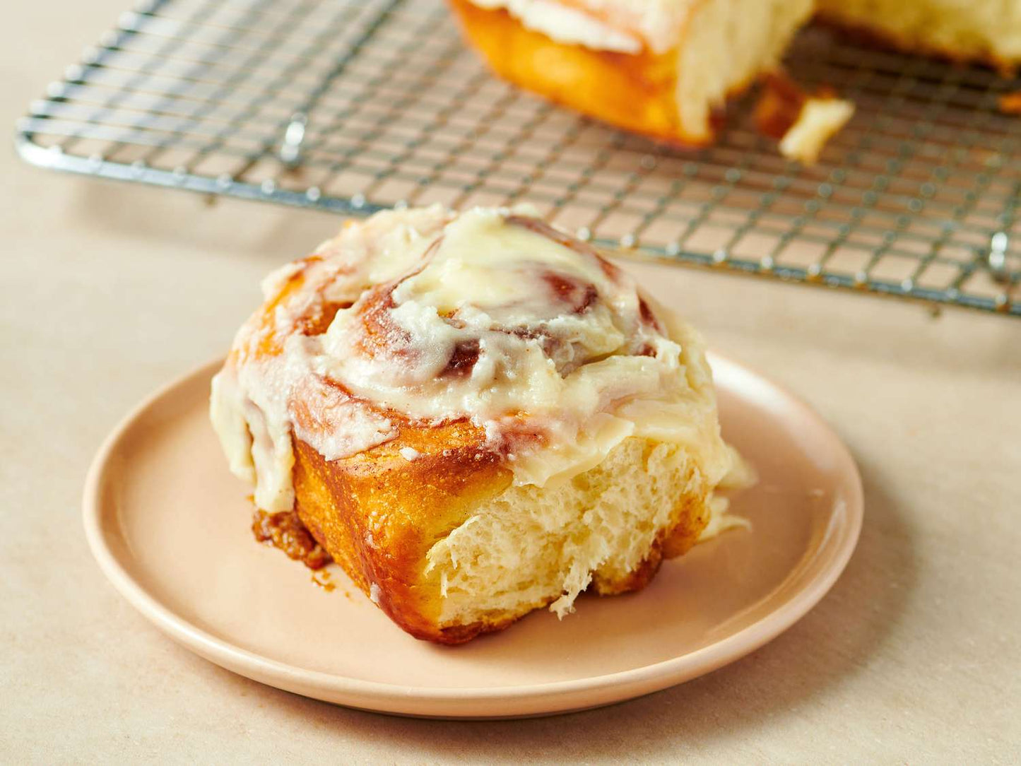 CLASSIC CINNAMON BUNS