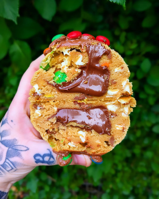 M&M NY STUFFED COOKIE