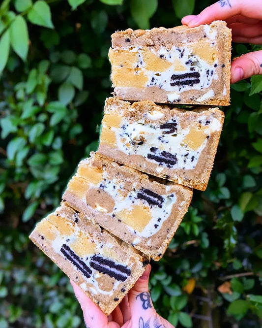 OREO BLONDE COOKIE PIE